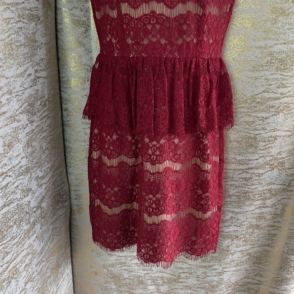 Anthropologie Maeve Burgundy Elsa Lace Peplum Cocktail Dress Size XS - Picture 7 of 15